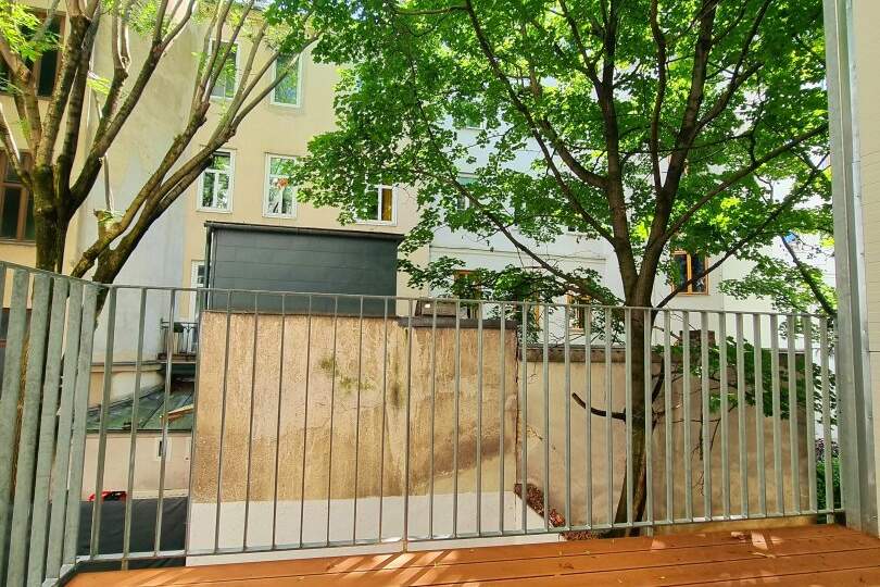 WOW! Traumhaft sanierter Erstbezug mit Balkon! 3 Zimmer + TOP-Lage + TOP Anbindung + Ruhige Seitengasse + Wunderschönes Altbauhaus! Jetzt zugreifen!, Wohnung-kauf, 369.000,€, 1150 Wien 15., Rudolfsheim-Fünfhaus
