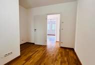 Neuer Preis! Schöne, große 4 Zimmer Wohnung mit großer Terrasse. Provisionsfrei!