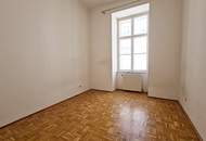 SALESIANERGASSE, teilsanierte 86 m2 Altbau, 3 Zimmer, Küche, Wannenbad, Parketten, 2. Liftstock, Botschaftsviertel