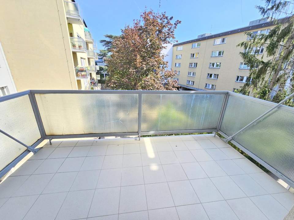 OBER ST. VEIT - HOFSEITIGER BALKON MIT GRÜNBLICK - 4 ZIMMER - 2. LIFTSTOCK - NÄHE U4 OBER ST. VEIT