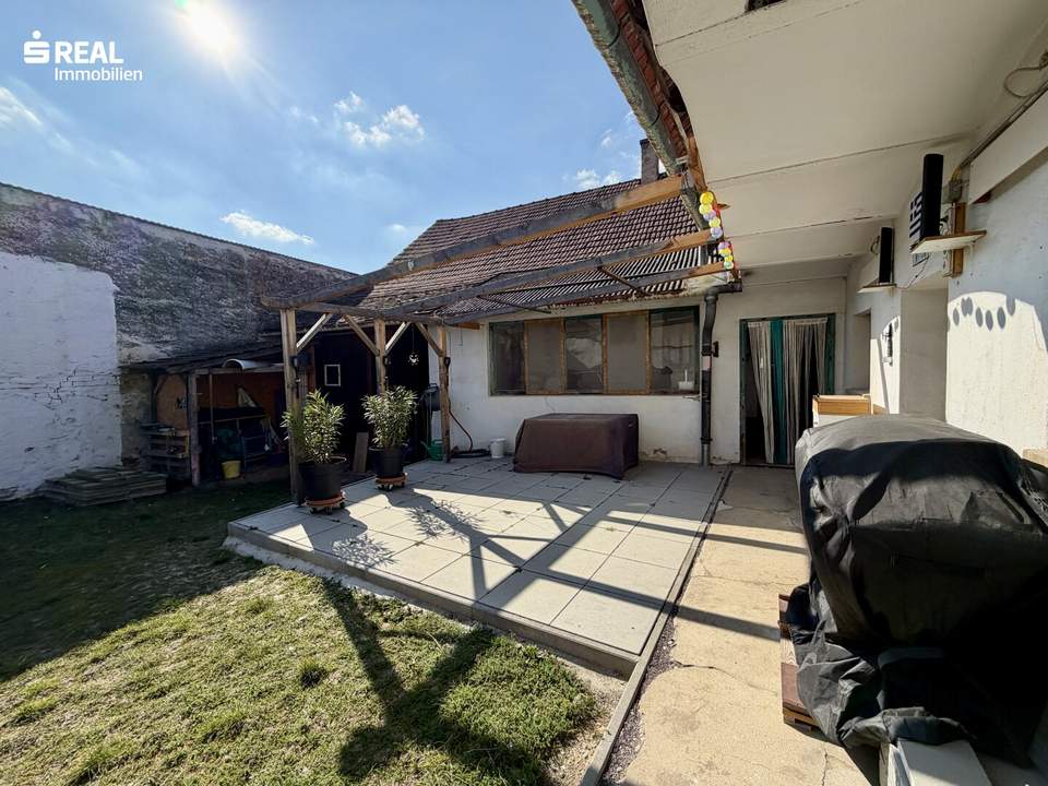 Landleben genießen: Einfamilienhaus mit Garten und Doppelgarage