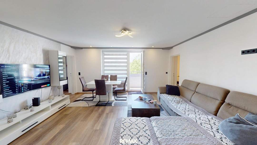 MODERN - HELL - BEGEHRT: TOP sanierte 4-Zimmer-Wohnung!
