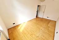 Entzückende Altbauwohnung mit Sanierungsbedarf! Balkon optional möglich! Grüner Innenhof + Ruhelage + Schönes Altbauhaus! Jetzt selbst gestalten und einziehen!