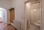 ++KLNB121++ Renovation Opportunity: Well-Located 2-Room Apartment with Airbnb Potential