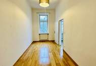 Kleine Altbauwohnung, frisch ausgemalt, neuwertige Küche, ruhig im Hinterhof gelegen, mit guter Raumaufteilung.