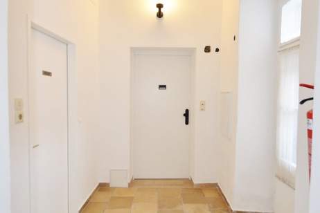 CHRISTOPH CHROMECEK IMMOBILIEN - PERCHTOLDSDORF - Renovierte 2-Zimmer Altbauwohnung mit Garten in Zentrumslage!, Wohnung-miete, 950,00,€, 2380 Mödling