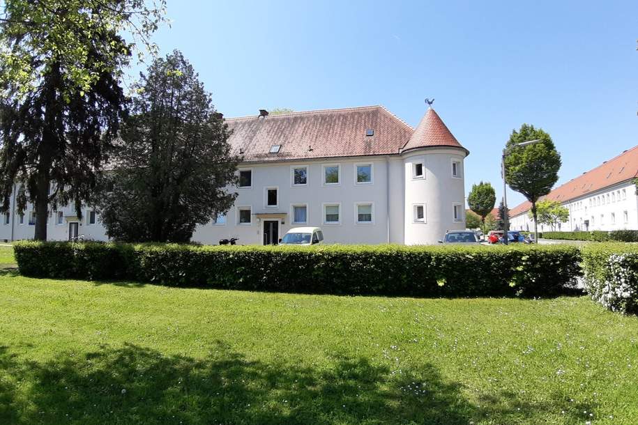 Eine umfassend sanierte 2 Zimmer-Wohnung mit tollem Grundriss, praktischem Abstellraum und sehr schönem Badezimmer wartet auf Sie! Sofort verfügbar!, Wohnung-miete, 604,51,€, 4400 Steyr(Stadt)