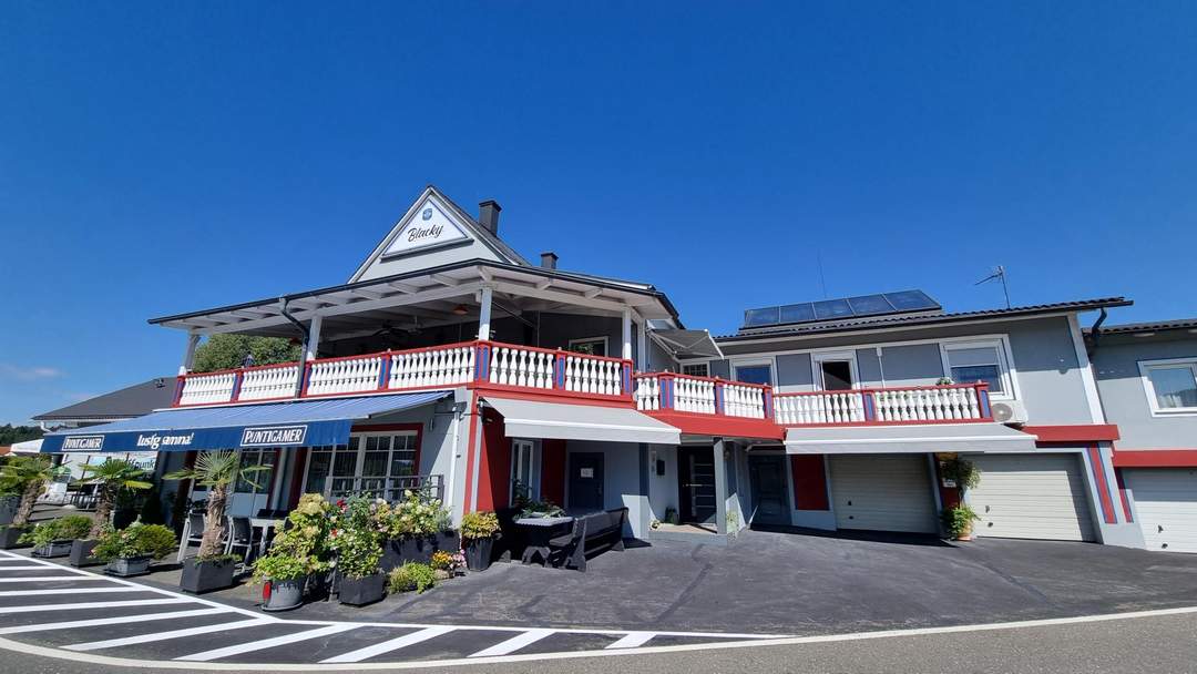 Entfaltungsmöglichkeit auf 600 m² - 2 Wohneinheiten, 4 Garagen ...