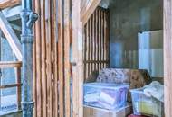 Renovierte Dachgeschoßwohnung mit Lift im beliebten Saggen!