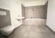 Gepflegte Gartenwohnung mit zwei Zimmern und Außenfläche