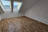 Geförderte 2 Zimmer- Dachgeschosswohnung mit unbefristetem Mietvertrag