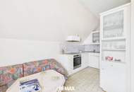 „Exklusives Anwesen mit Altbau & modernem Neubau – perfekt für zwei Familien“