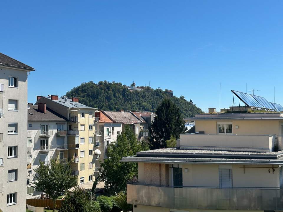 Stilvolle 3,5-Zimmer-Wohnung nahe der Mur mit traumhaftem Panoramablick