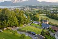 Sonniges Baugrundstück mit Panoramablick auf den Mondsee