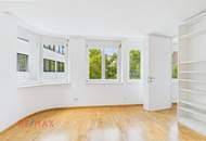 Innenstadt-Luxus: 247 m² pure Eleganz auf zwei Wohnebenen