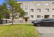 NEU FÜR SIE: Ruhige 2-Zimmer Wohnung mit Loggia, Blick ins Grüne und Gartenmitbenützung sucht neue Eigentümer!