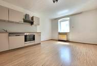 Ertragsobjekt - Stadthaus mit drei Einheiten, zwei davon vermietet