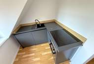 Ab Jänner verfügbar: Geräumige 3-Zimmer-Dachgeschosswohnung mit Einbauküche zu vermieten!