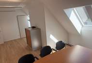 Büro, Praxis, Studio, Atelier repräsentativ, hell, im Zentrum