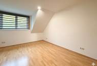 Neubau-Doppelhaushälfte Lengau | 6 Zimmer, Südgarten &amp; Carport | BJ 2023, modern &amp; energieeffizient