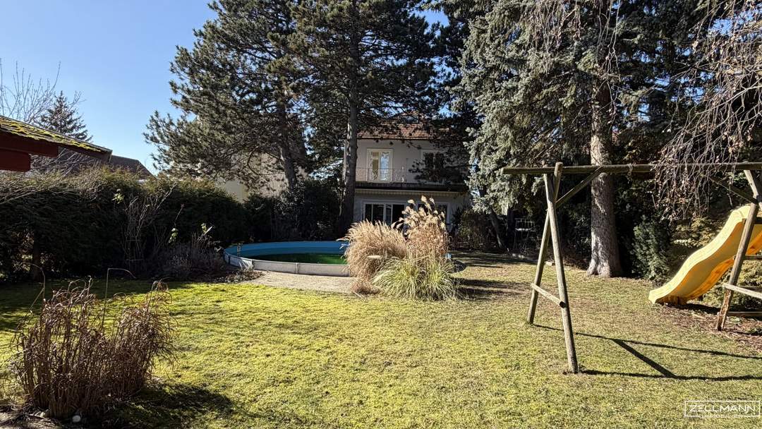 Charmantes Einfamilienhaus in Bestlage von Wien-Mauer – mit Pool, Garten und viel Privatsphäre | ZΞLLMANN IMMOBILIEN