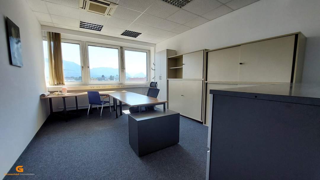 Modernes Büro mit Panoramablick in Maxglan mieten