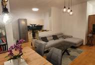 Voll möblierte 2-Zimmer-Wohnung mit Balkon in Toplage
