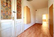 Balkon kommt! – Diese 2-Zimmer-Rarität hat alles: Charme, Licht &amp; Potenzial!