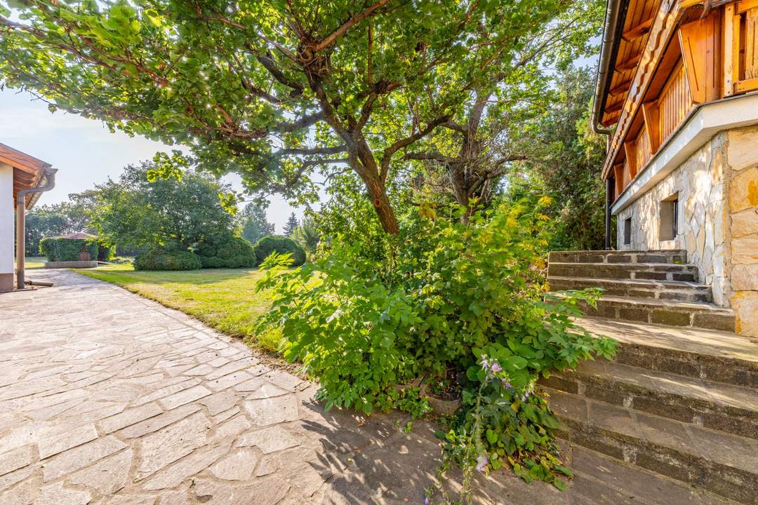 DAS PERFEKTE FAMILIENHAUS mit "Natur im Garten" Plakette - Bieten Sie Ihren Liebsten ein grünes Wohnumfeld!