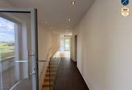 Großzügiges Penthouse mit Garten und Schwimmteich