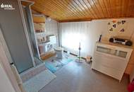 2241 Schönkirchen: Rarität! Traumhafte Wohlfühloase samt Schwimmhalle in bester Lage!