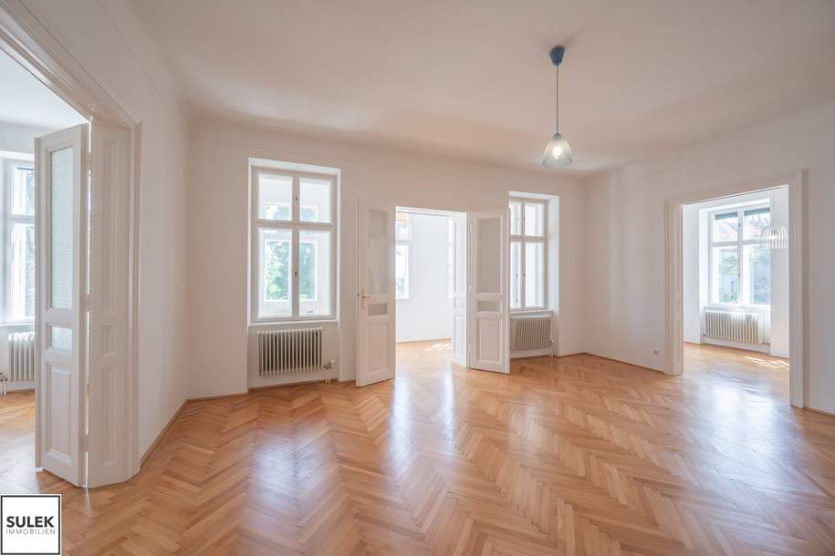 Wohnen in einer Hietzinger Villa: charmante 4-Zimmer-Wohnung mit separater Küche in bester Hietzinger Lage, Wohnung-miete, 2.695,00,€, 1130 Wien 13., Hietzing