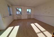 Lichtdurchflutetes Bürogebäude – ideal für Praxis oder Kanzlei