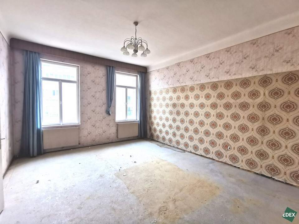 Sanierungsbedürftige Drei-Zimmer-Wohnung direkt an der U3 Schlachthausgasse