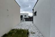 Bungalow, Hochmodernes Seehaus, 3 Zimmer, mit Garten und Terrasse, nur 4 Gehminuten vom Neufelder See entfernt