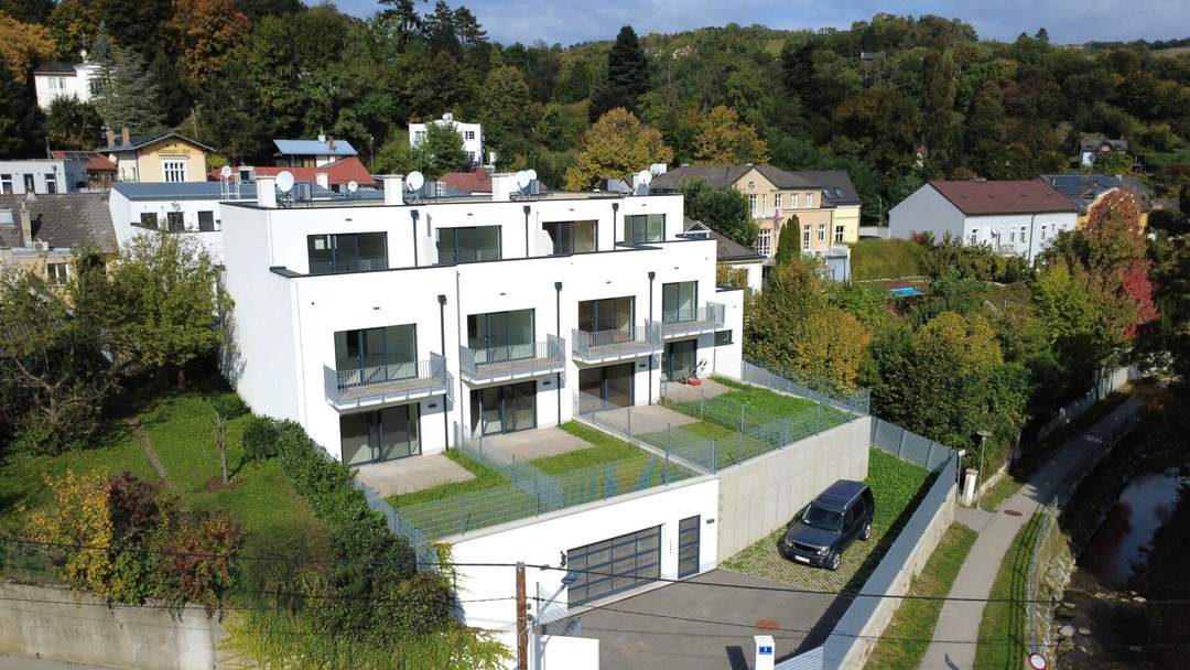 WOHNEN AM TOR ZUR NATUR – UND DOCH GANZ NAH AN WIEN - EXKLUSIVES TOWNHAUS AUF EIGENGRUND IN WEIDLING