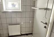 UNBEFRISTET und Nähe Bahnhof - nette 2-Zimmer-Wohnung, separate Küche mit kleinem Essplatz, Gartennutzung
