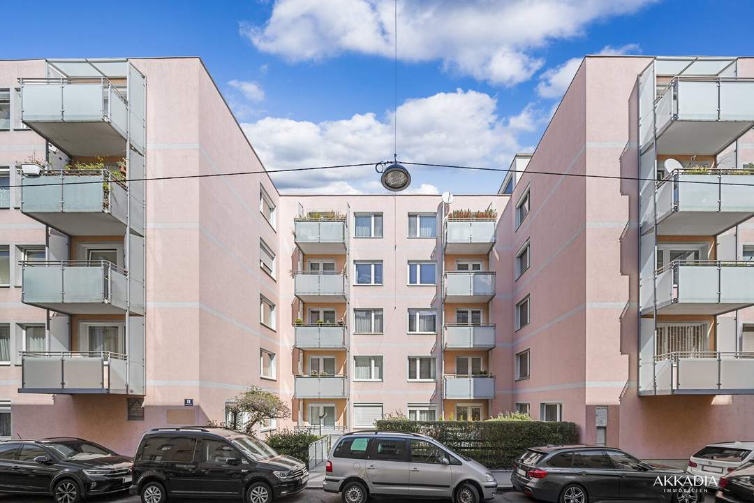 Exklusive Wohnung l Döblinger Toplage l neu saniert