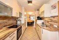 Voll unterkellertes Reihenhaus mit Garten, Terrasse, Balkon und 2 Carportstellplätzen in ruhiger, zentraler Lage!