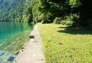 Charmante Altbauvilla mit Potenzial - direkt am Attersee mit eigenem Seegrundstück und Zweitwohnsitzwidmung