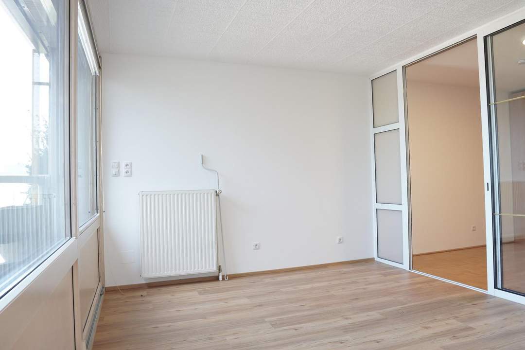 PREISREDUKTION - 3.Zi.-Wohnung mit Balkon/Loggia und TG Abstellplatz
