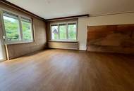Bungalow mit großem Grund - Geringer Sanierungsbedarf vor dem Einziehen