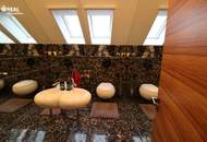 Luxuriöses Wohnen: Designhaus mit Garten, Pool und geräumiger Garage