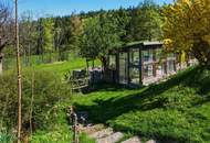 Malerisches Landhaus mit ELW, Schwimmteich &amp; prämiertem Naturgarten!