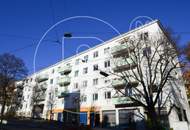 Renovierungsbedürftige 3-Zimmer-Balkon-Wohnung!