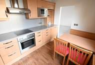 "++Ruhig ++ KFZ Stellplatz ++ U1 Nähe++"