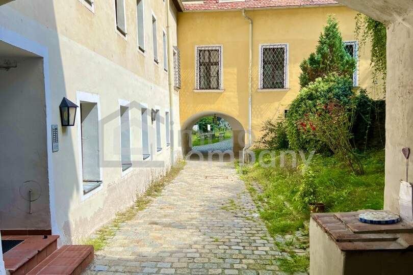 Zinshaus mit historischem Charme in Krems (Reinertragsrendite: 3,66%), Gewerbeobjekt-kauf, 2.590.000,€, 3500 Krems an der Donau(Stadt)