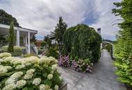 Villa mit Nebengebäude und Pool in Top-Ruhelage
