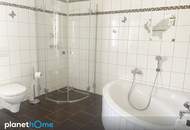 Doppelhaushälfte (Bild linke Seite) mit Garten zu vermieten