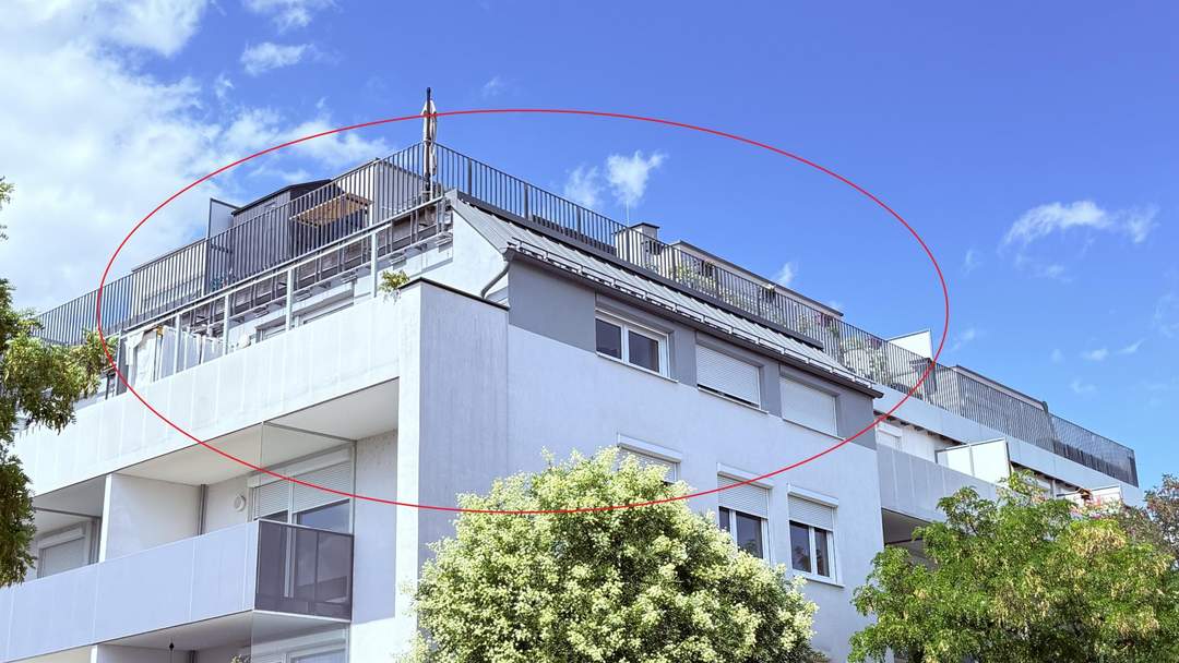 Top-moderne Neubauwohnung mit 14m² MEGA-SÜD-Balkon nahe Akademiepark